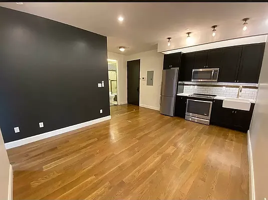 Rented by Brooklyn Group | media 32