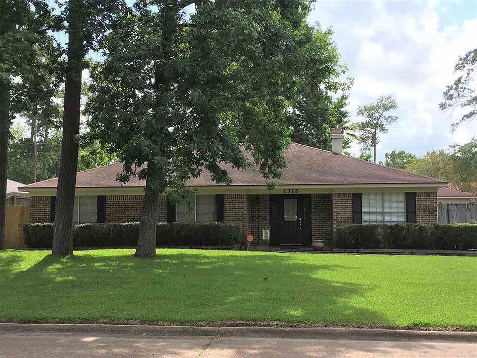1st image of 1315 Stacewood Dr