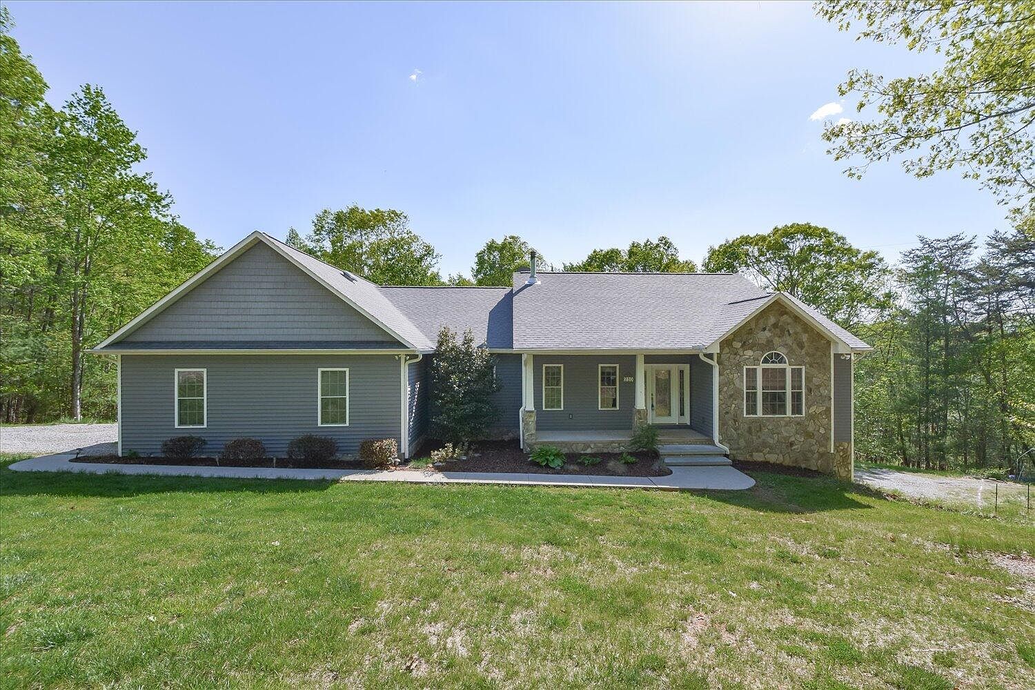 210 Foxridge Dr, Boones Mill, VA 24065 Zillow