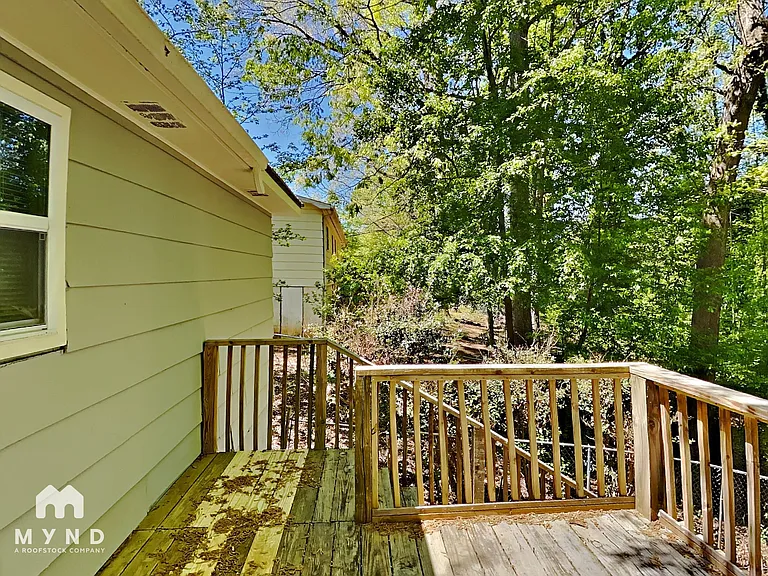 1407 Sycamore Dr NW — Photo 27