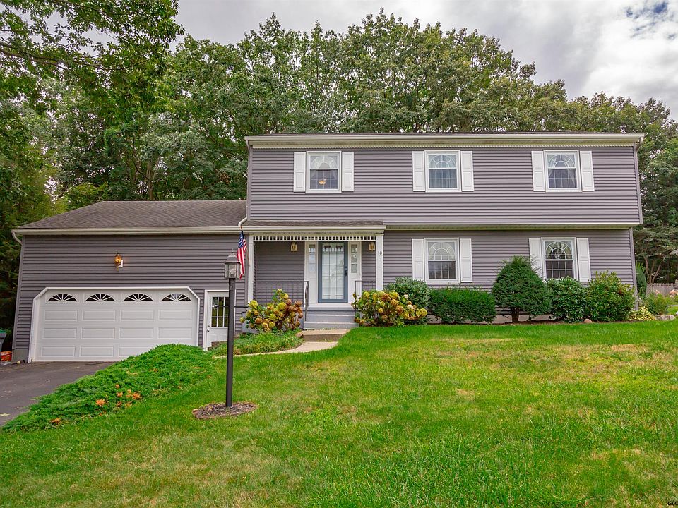1st image of 10 Valleywood Dr