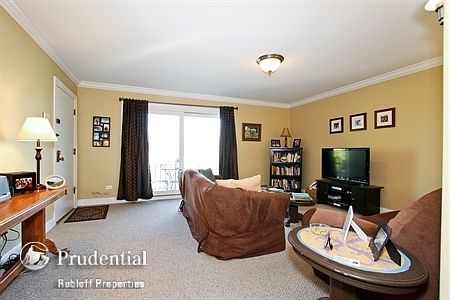 3rd image of 10328 S Keating Ave APT 3A