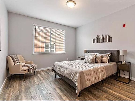 Cozy master bedroom