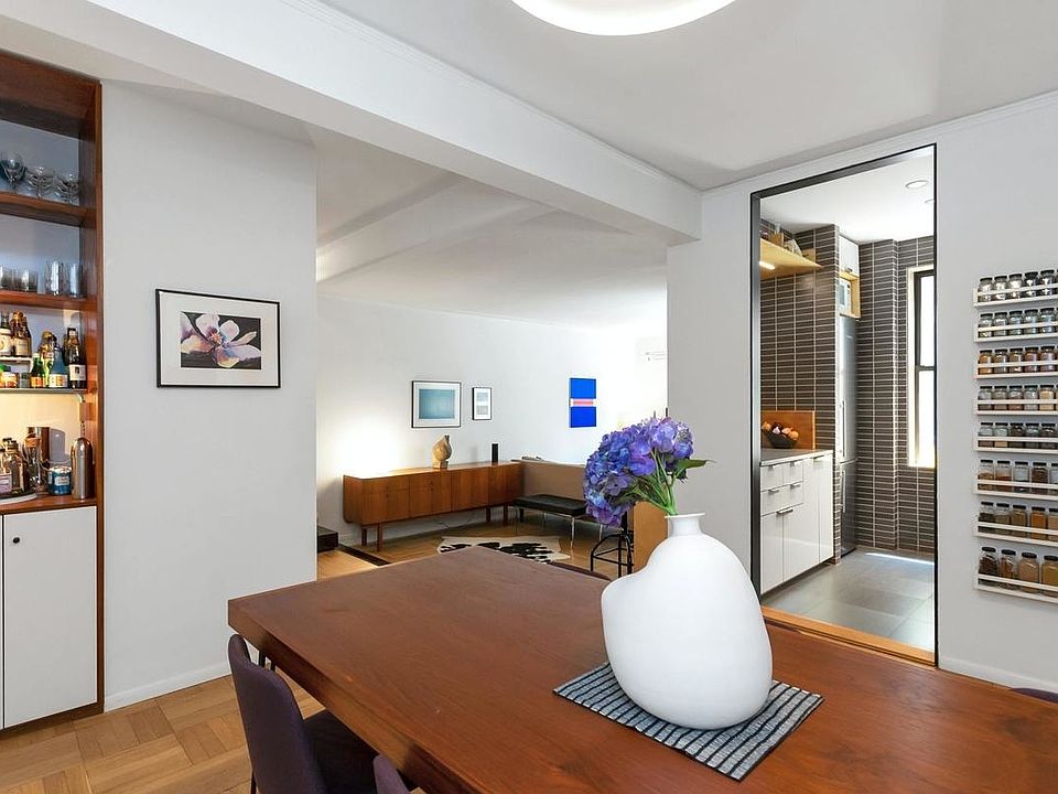 1st image of 225 W 25th St APT 4F