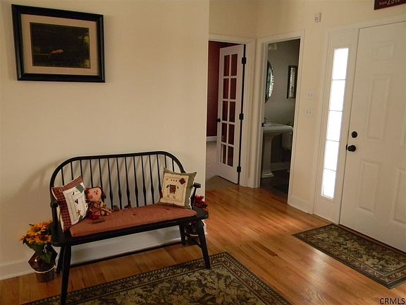 4th image of 12 Hidden Farm Ln