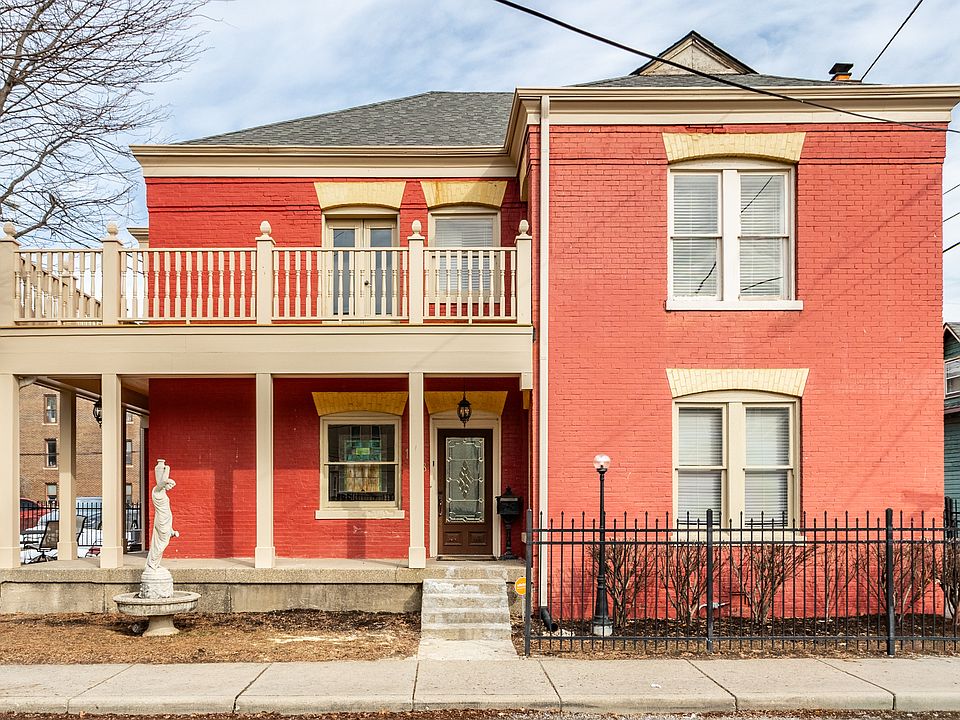 1st image of 108 E 9th St