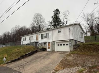 40 Bine St, Fairmont, WV 26554
