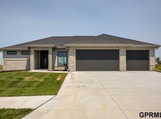 4615 N 192nd Ave, Elkhorn, NE 68022