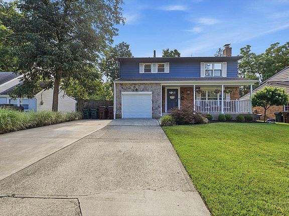 3rd image of 8898 Brittany Dr