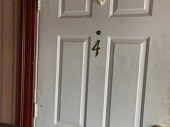 10 W 26th St APT 4, Erie, PA 16508