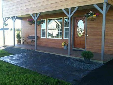 Front porch w/ custom stamped concrete