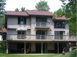 856 E Pawtucket Dr, Hope, MI 48628