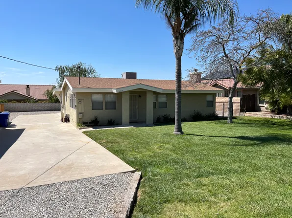 11942 Douglas St, Yucaipa, CA 92399