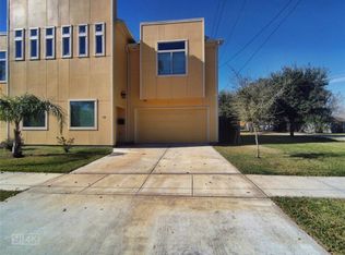 102 Estelle St, Houston, TX 77003