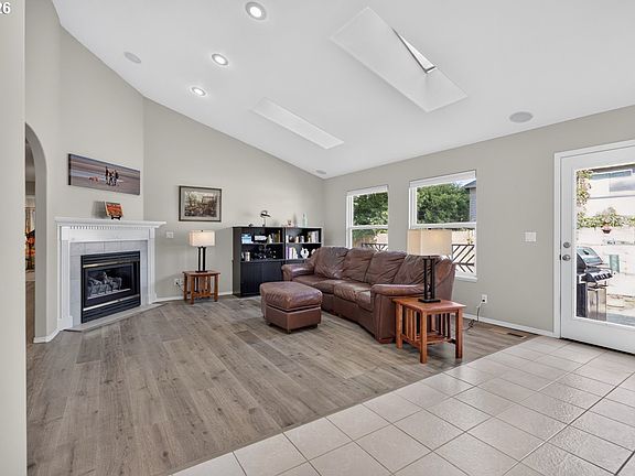 3rd image of 11305 NE 35th Ave