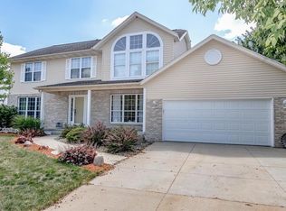 7315 1st Ave SW, Cedar Rapids, IA 52405