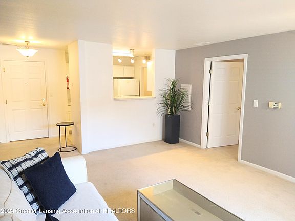 2nd image of 338 W Saginaw St Unit 31