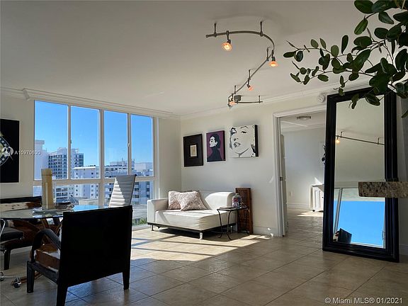 4th image of 1688 West Ave APT 808
