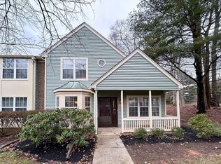 2001 Sandlewood Ct, Monmouth Junction, NJ 08852