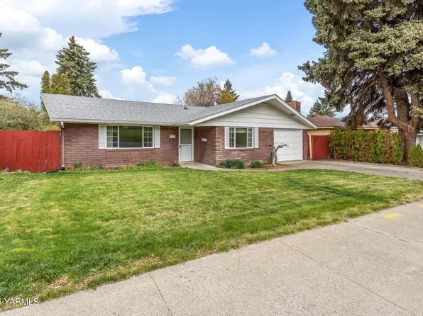 208 N 28th Ave, Yakima, WA 98902