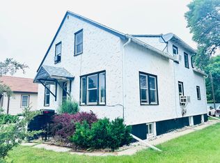 1319 3rd Ave SE, Aberdeen, SD 57401