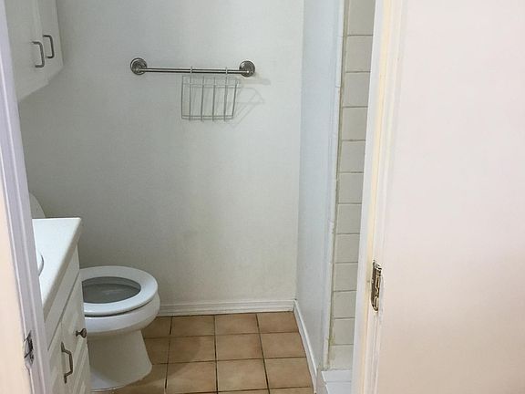 4th image of 2312 72nd St