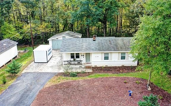 3rd image of 117 Dogwood Ln