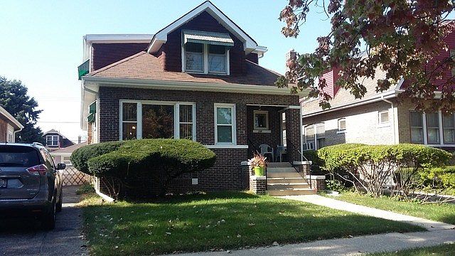 1st image of 2118 S 10th Ave