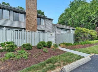 2421 S Clearing Rd, Salem, VA 24153