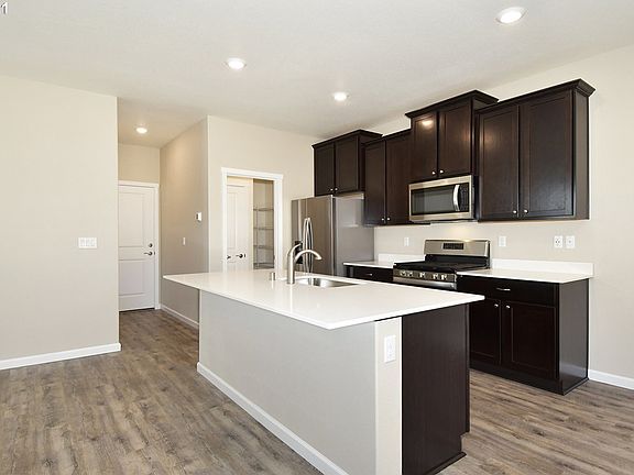 3rd image of 7024 NE 152nd Pl
