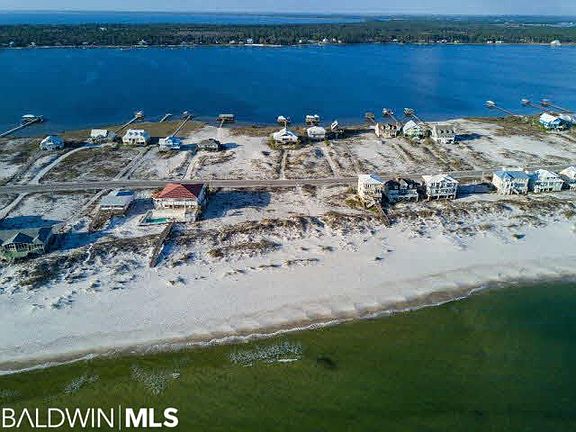 3rd image of 2321 Beach Blvd