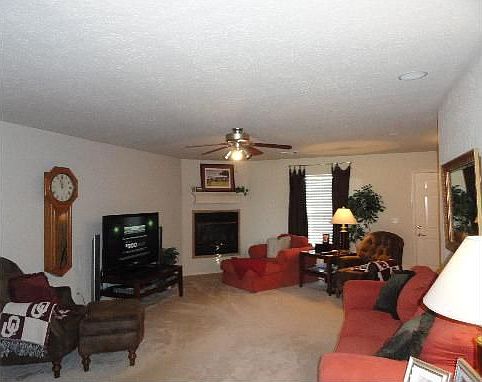 5th image of 132 Breckenridge Dr