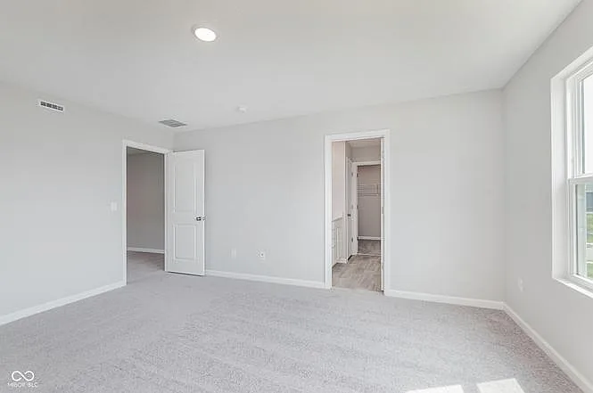 3807 Sterling Dr — Photo 10