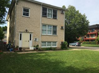 1320 S Lorraine Rd UNIT 3, Wheaton, IL 60189