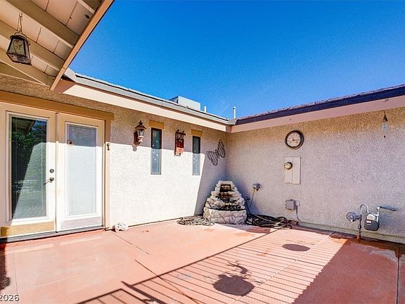 2nd image of 5716 Roseridge Ave