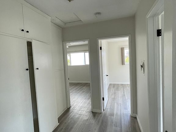5th image of 1417 Armacost Ave APT 18