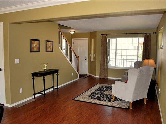 2nd image of 2909 S Chapman