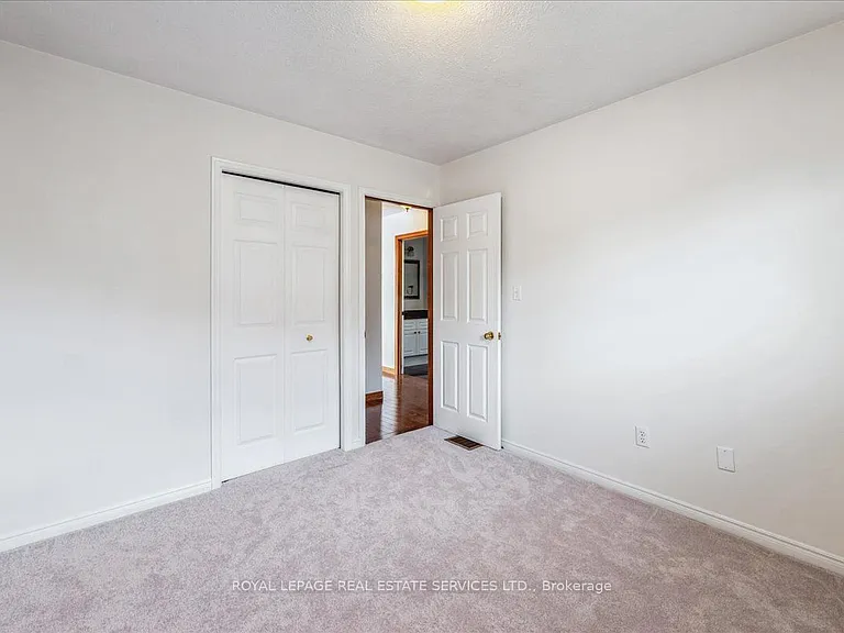 82 Whitlaw Way — Photo 21
