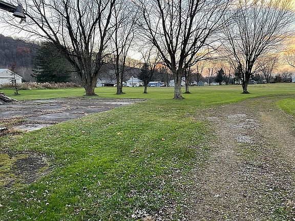 2nd image of 63 Harley Ln