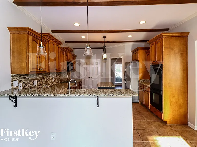 1323 Crossmont Cv — Photo 5
