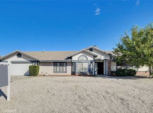13577 Cuyamaca Rd, Apple Valley, CA 92308