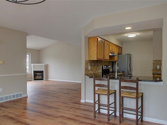 4th image of 14 Keph Dr APT 8