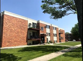 1819 2nd Ave S #6, Fargo, ND 58103