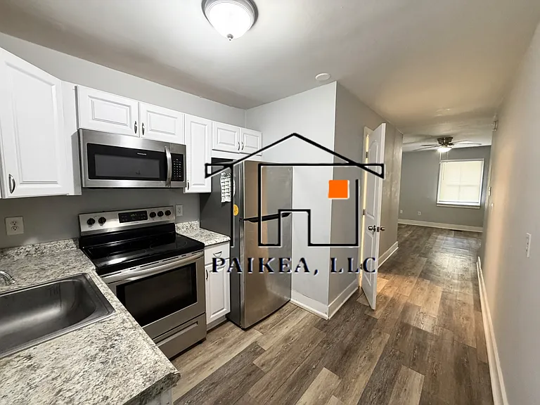 1503 Barnard St #A — Photo 6