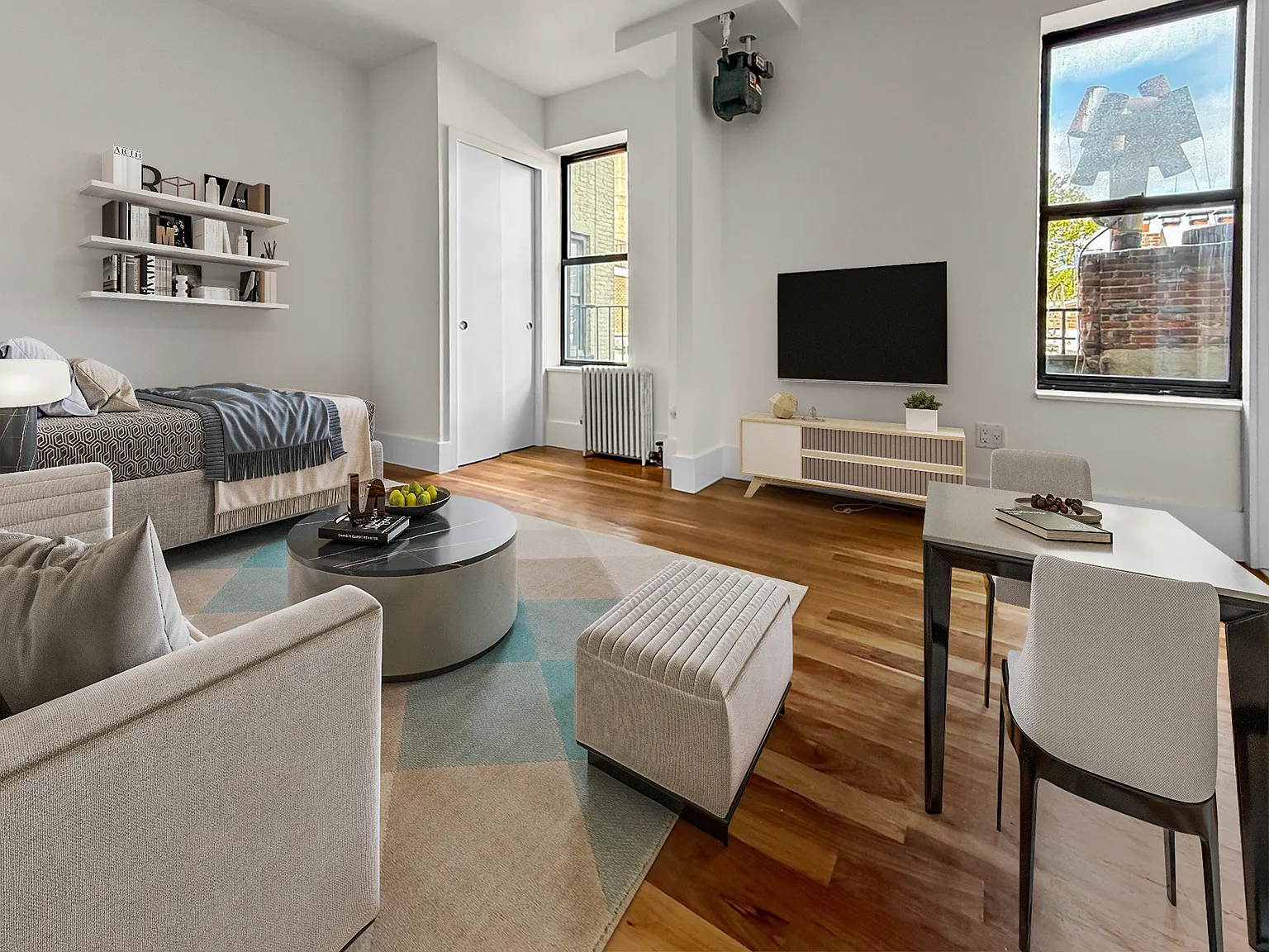 455 Hudson Street — Photo 2