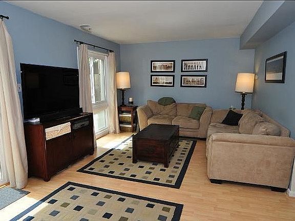 3rd image of 9510 Miranda Ct