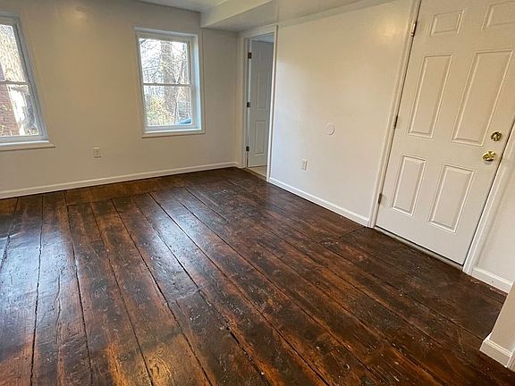 4th image of 66 Johnston St Unit 1