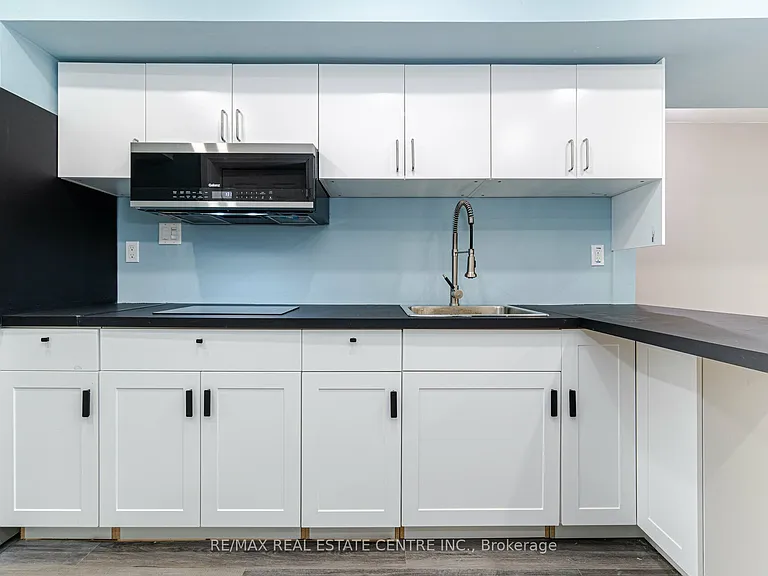 177 N Park Blvd — Photo 15