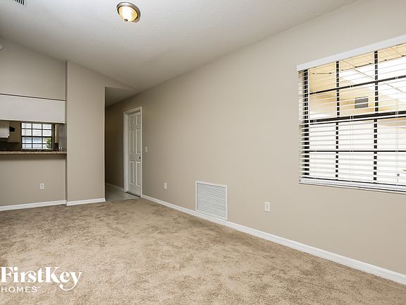 5th image of 36828 Sundance Dr
