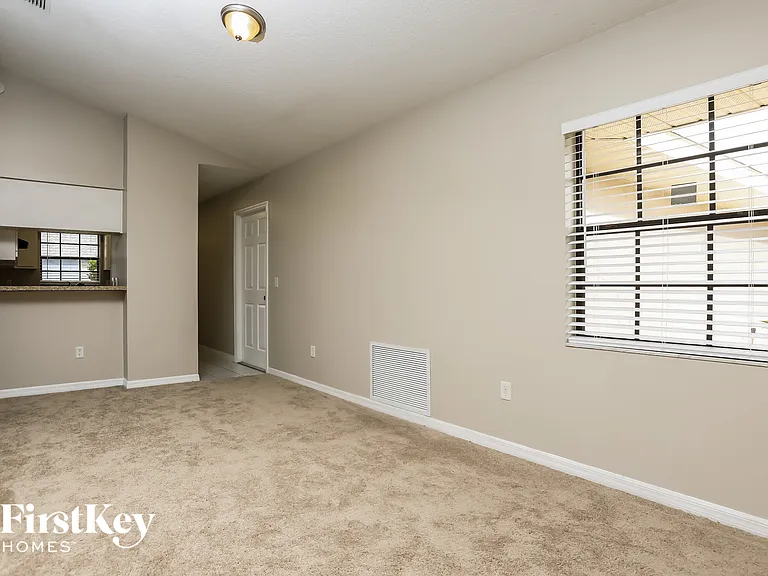 36828 Sundance Dr — Photo 5